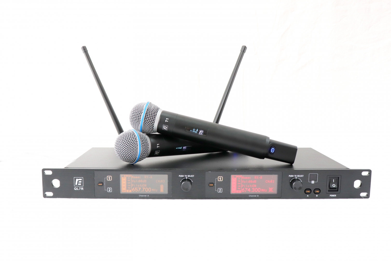 RFIntell QL7R/T1-B 720,500-754,000 МГц 2-канальная радиосистема с 2-мя ручными микрофонами в Голицыно